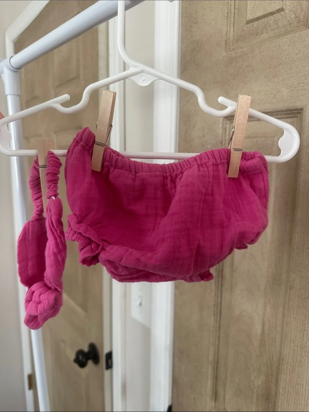 Baby Girl Gap 0-3 months 3 piece outfit
